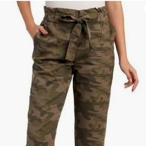 Stitch Star Camo Ankle Paperbag Pants